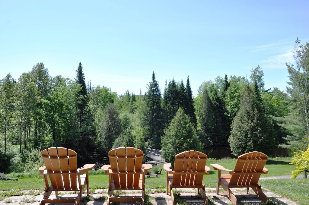 La Petite Auberge De Jouvence Magog Екстер'єр фото