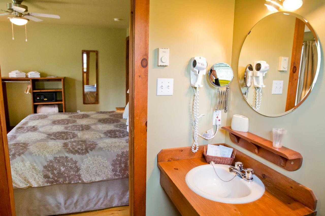 La Petite Auberge De Jouvence Magog Екстер'єр фото